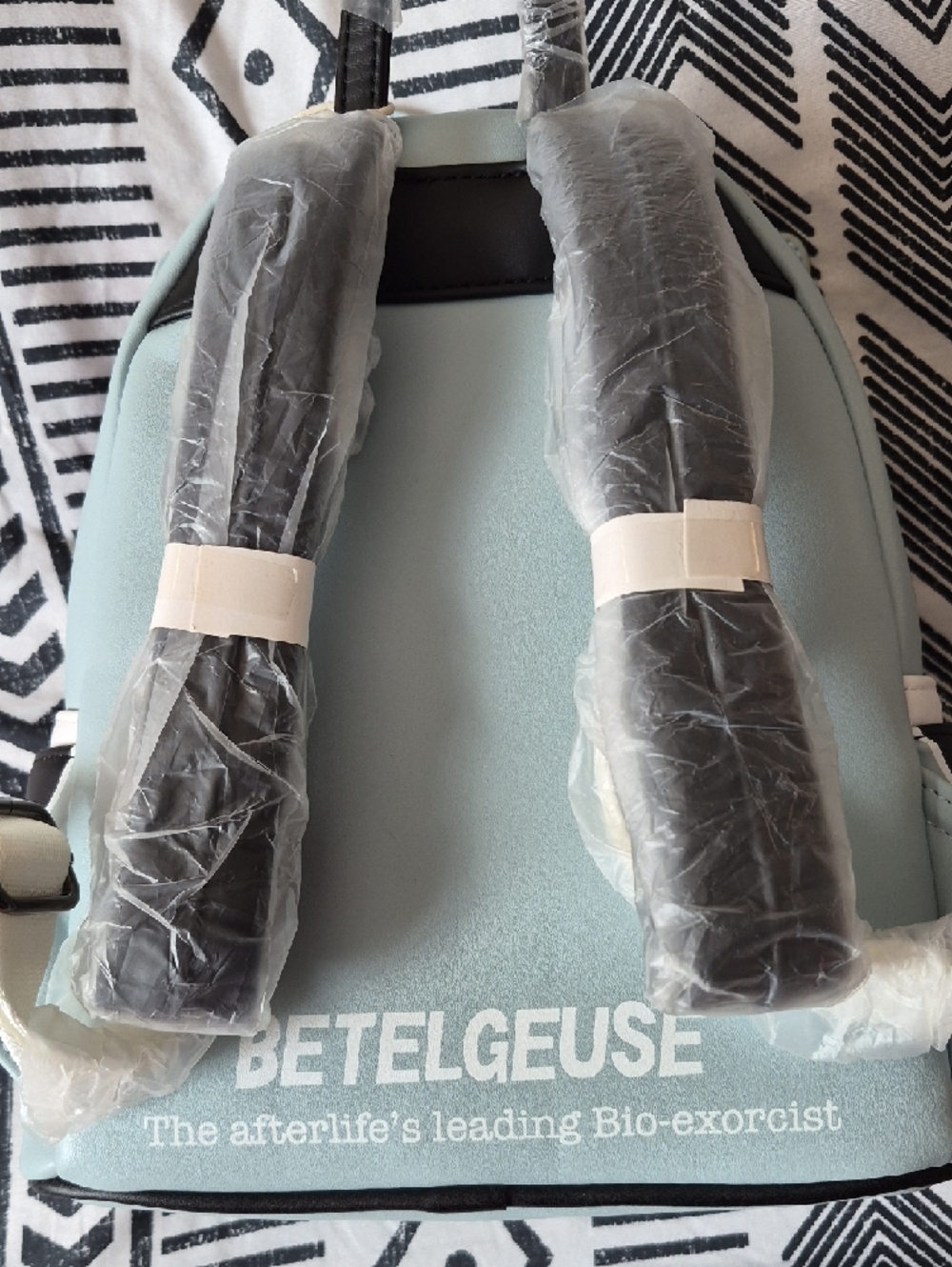 Beetlejuice Exclusive Western Cosplay Mini Backpack - Picture 3 of 4